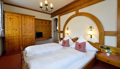 Basic Double Room