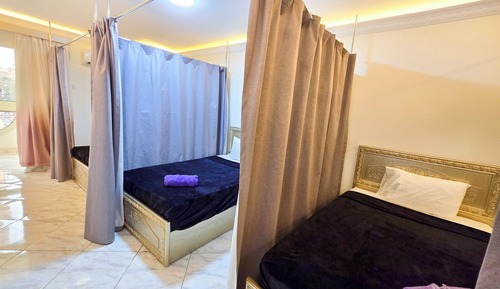 Basic Shared Dormitory, Women only