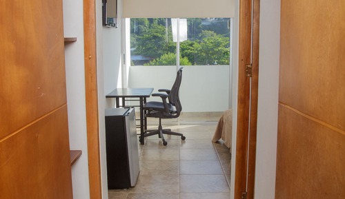 Standard Room, 1 Queen Bed