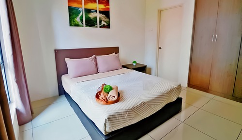 Deluxe Apartment, 2 Bedrooms, Pool View, Poolside