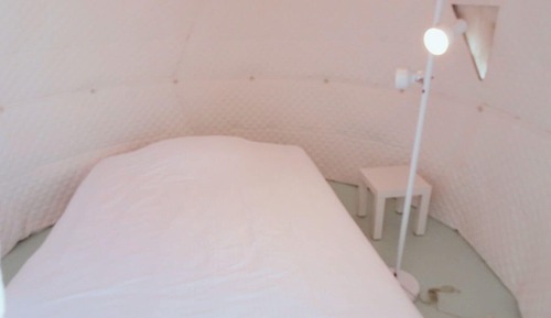 Twin Dome (Outside Hot Tub, Free Wi-Fi) Non-smoking