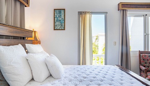 VILLA 2 ROOM #17