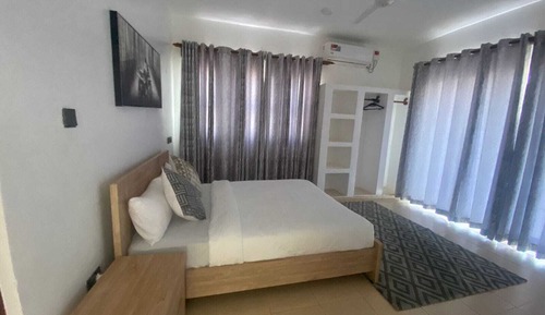 Deluxe Apartment