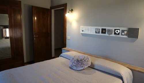 Family Apartment, 2 Bedrooms, Fireplace, Valley View