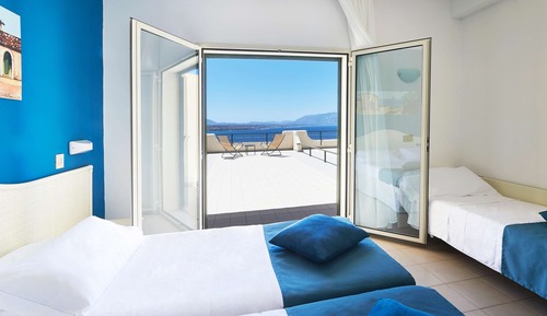 Superior Triple Room, Sea View