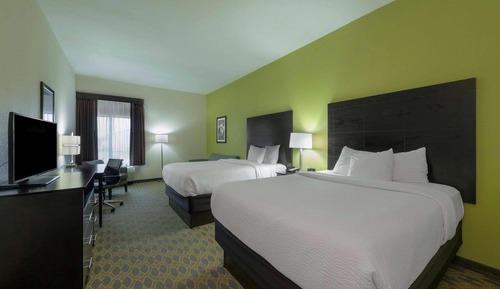 Deluxe Room, 2 Queen Beds, Non Smoking