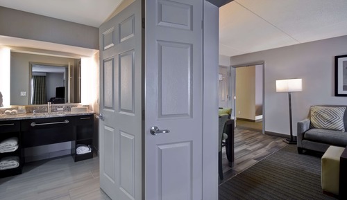 Suite, 2 Double Beds, Accessible, Bathtub (Mobility & Hearing)