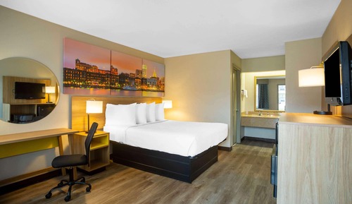Room, 1 Queen Bed, Smoking