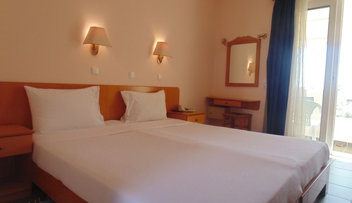 Economy Double or Twin Room, Balcony, Garden View