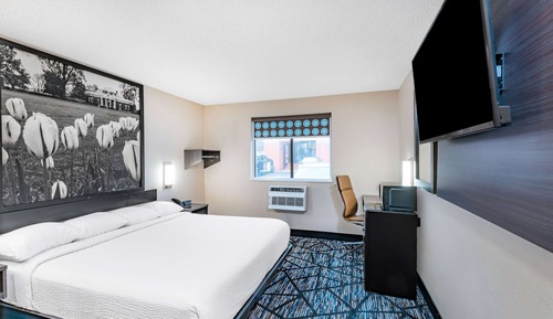 Room, 1 King Bed, Accessible, Non Smoking