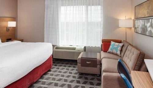 Studio, 1 Queen Bed with Sofa bed, Non Smoking (Hearing Accessible)