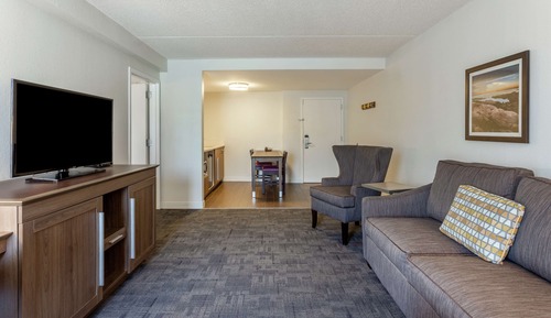 One King One Bdrm Suite NonSmok