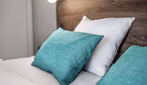 Double Room (Compact)