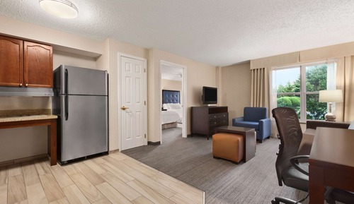 Room, Accessible (Roll-in Shower)