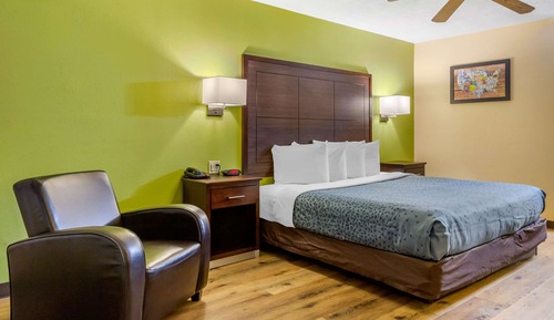 Standard Room, 2 Queen Beds, Non Smoking