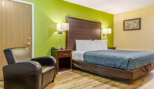 Room, 1 King Bed, Accessible, Non Smoking