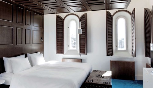 Suite (Plaza)