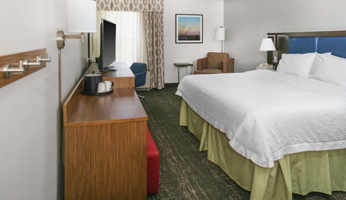 One king bed non smoking