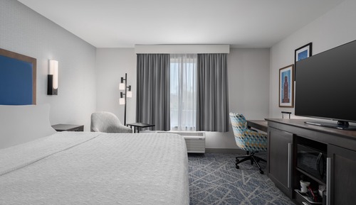 Room, 1 King Bed, Accessible, Non Smoking (Hearing)