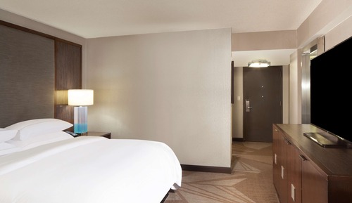 Superior Room, 1 King Bed, Accessible (Mobility & Hearing, Roll-in Shower)