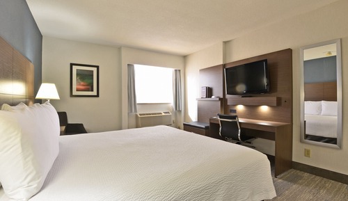 Corporate Floor - Business King Room