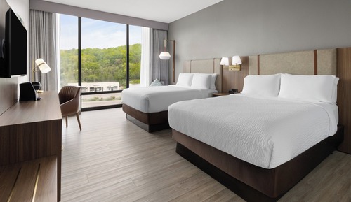 Premium Room, 2 Queen Beds, Mountain View