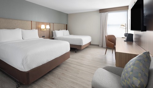 Standard Room, 2 Queen Beds, Mobility Accessible (Roll-In Shower)