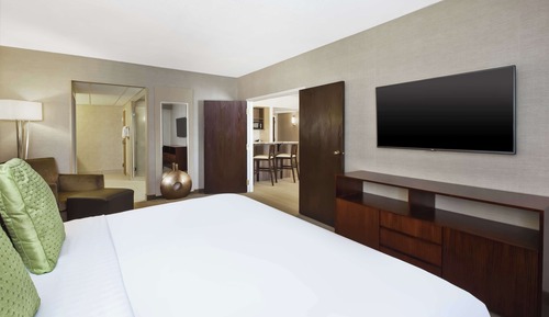 Suite, 1 King Bed, Kitchenette