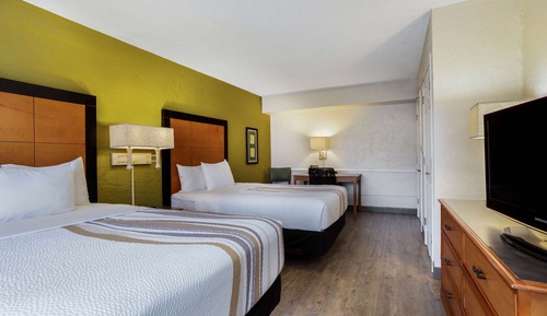 Room, 2 Double Beds, Accessible, Non Smoking (Mobility Accessible)