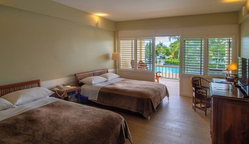 Upper-Floor Beachside Room