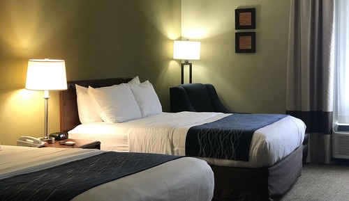 Room, 2 Queen Beds, Accessible, Non Smoking (Roll-In Shower)