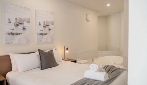 Superior Spa Room