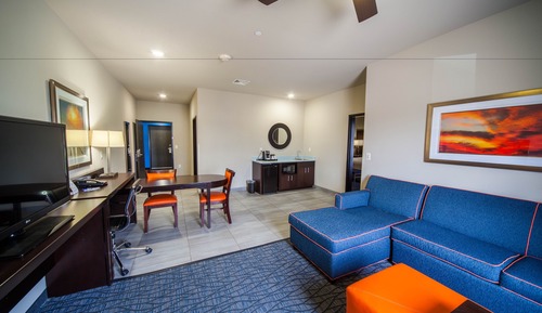 Suite, 1 Bedroom, Mobility Accessible (Accessible Tub)