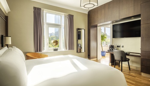 Suite, 1 King Bed