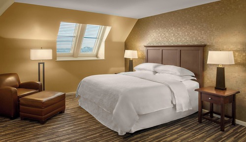Penthouse, 2 Bedrooms, City View