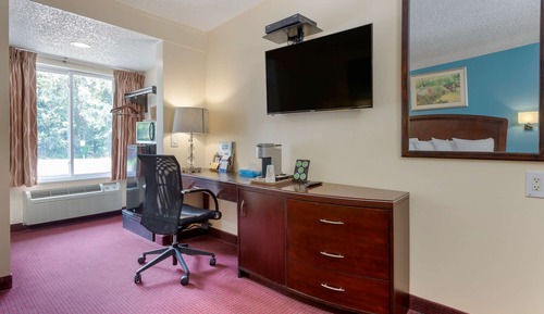 Standard Room, 1 King Bed, Non Smoking