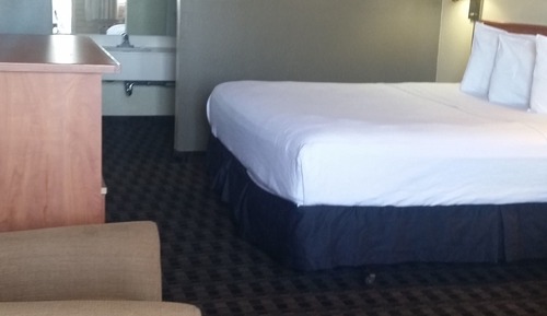 Standard Room, 1 King Bed