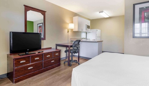 Studio, 1 Queen Bed, Non Smoking