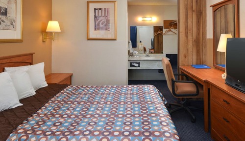 Room, 1 Queen Bed, Non Smoking