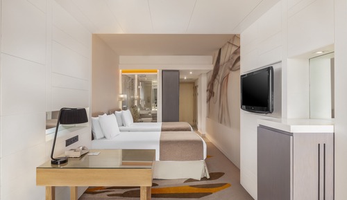Standard Room, 2 Twin Beds, Smoking, City View