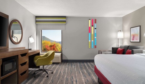 Deluxe Room, 1 King Bed