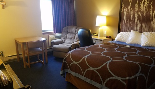 Standard Room, 1 Queen Bed