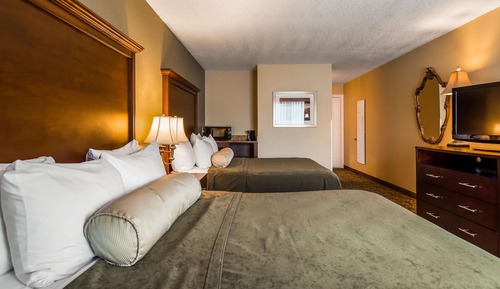 Standard Room, 2 Queen Beds, Non Smoking (Pet Friendly)