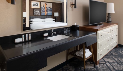 Suite, 2 Double Beds, Accessible, Bathtub