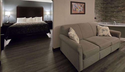 Honeymoon Suite, 1 King Bed with Sofa bed, Non Smoking
