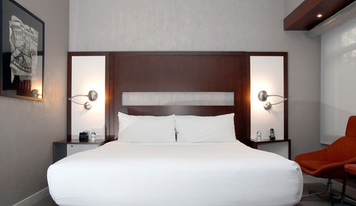 Superior Room, 1 King Bed
