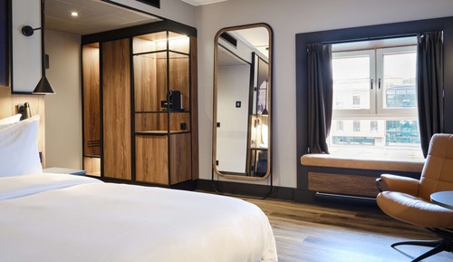 Superior Room, River View