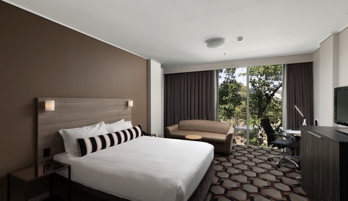 Superior Room (King)