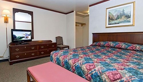 Superior Room, 1 King Bed