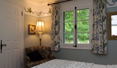 Deluxe Suite, 1 Queen Bed
